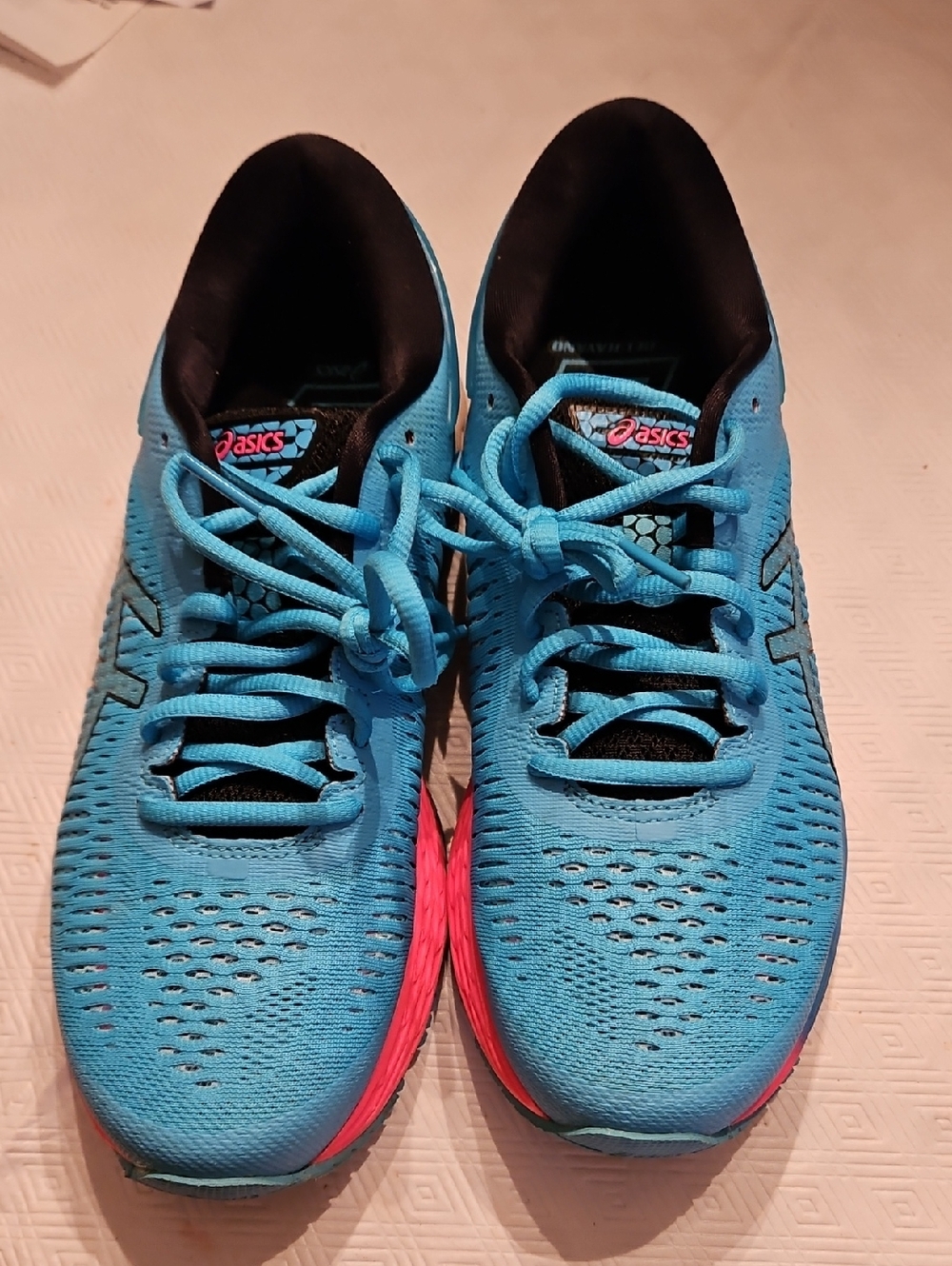 Asics Women's Turquoise Running Shoes with Pink Midsole